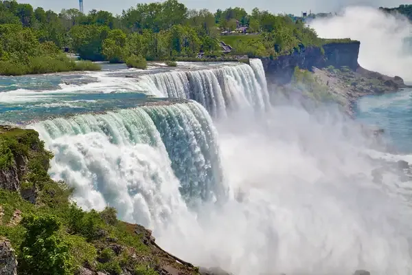 How Old Is Niagara Falls?