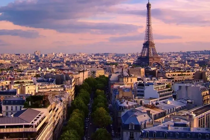 Jam Out to This Quiz on Famous Locations From Hit Songs.