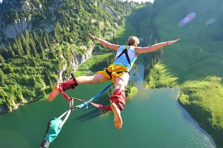 How Well Do You Know the World of Bungee Jumping?