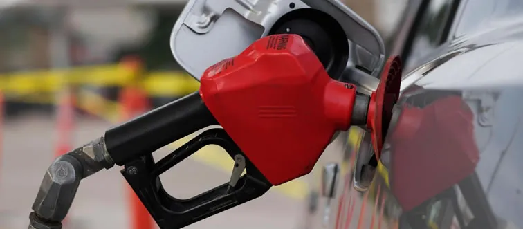 How much did a gallon of gas cost in the United States in 1991?